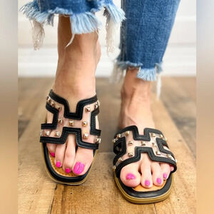 PIERRE DUMAS EMPRESS-20 SANDAL IN BLACK SIZE 10